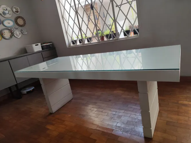 Mesa de Jantar Branca - 2,10 x 0,90 m com Tampo de Vidro 10 mm