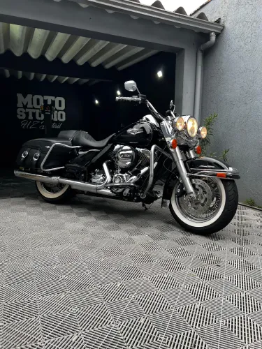 Harley Davidson Road King Classic