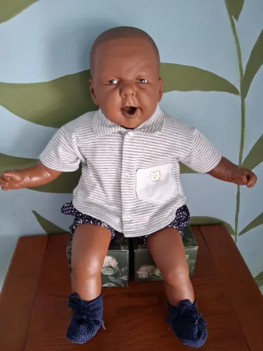 Boneca Bebê Menino Negro