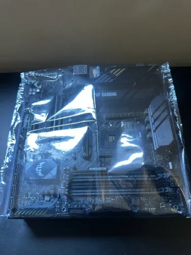 Vendo placa mãe Asus Tuf Gaming B550m Plus