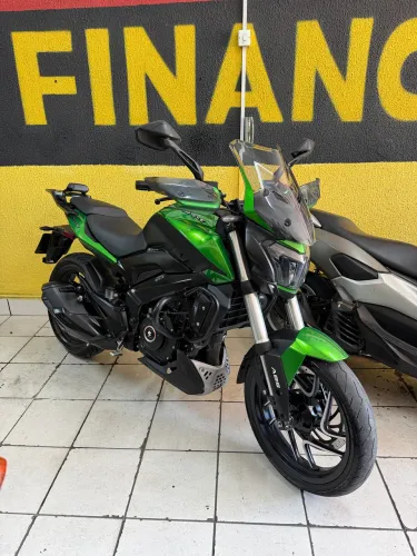 DOMINAR 400 2025 BAJAJ