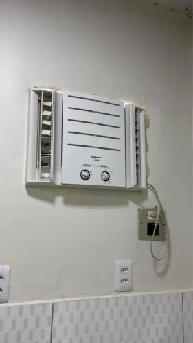 Ar condicionado de janela - 10.000 btus