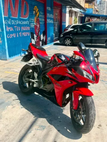 HONDA CBR600 RR