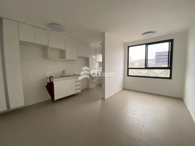 Prédio novo, 2 quartos, suíte, elevador e lazer completo