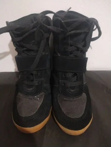 Tênis botinha sneakers