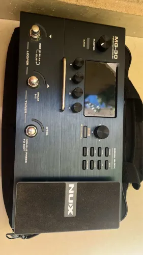 NUX MG-30 + Footswitch NMP-2 + Bag | Completa | Excelente Estado