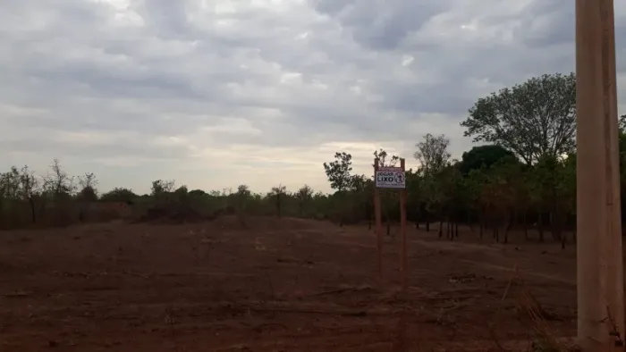 Terrenos no bairro Nova Esperança próximo ao Novo Hospital Julio Muller 1.200m2