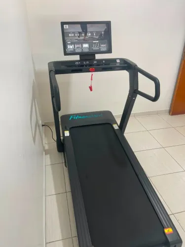 M- ESTEIRA ELÉTRICA. TREINOS ILIMITADOS. PARCELAMENTO EM 12X. PREÇO DE OPORTUNIDADE!!!