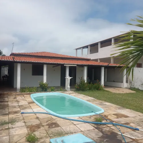 CASA EM MURIÚ. PROXIMO A FM NA PARTE ALTA DE MURIU.