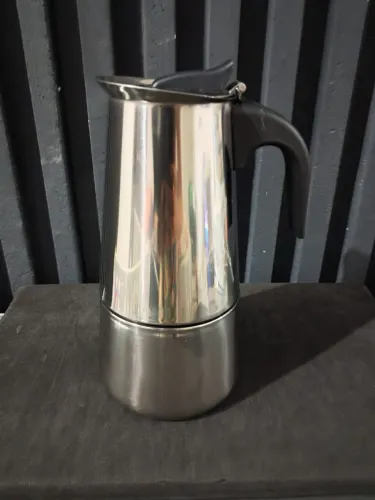 Cafeteira Italiana Inox, 4 xícaras, nova, mostruário, sem caixa