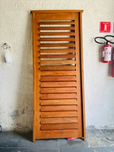 PORTA EM JATOBÁ TABICAO (valor no din/pix)