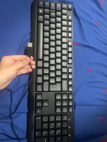 TECLADO USB NOVO