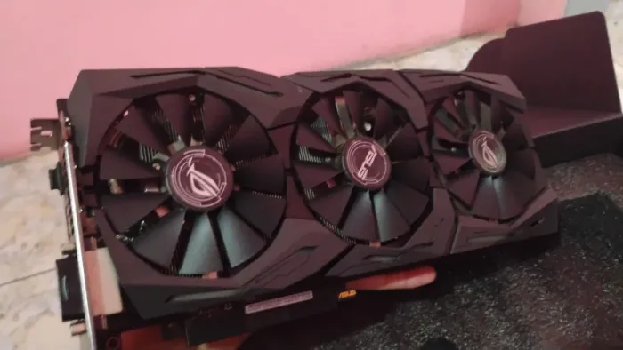 GTX 1070 8gb gddr5 rog strix oc