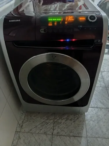 Lava e seca 10,4 kg Samsung 127v limpa e testada.