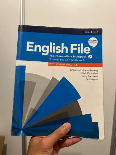 English File - Fourth Edition - Pre-intermediate Multipack (Student's Book A/Workbook A)