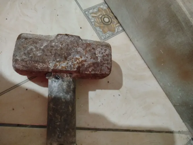 Marreta cabo longo usada
