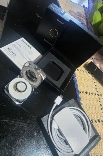 Samsung Galaxy Ring Titanium Gold