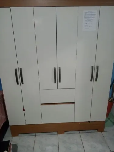 Guarda roupa