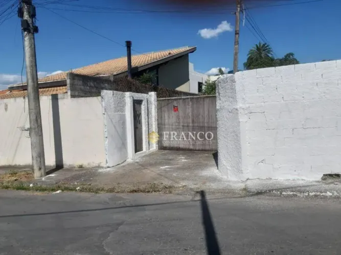 Chácara com 5 dormitórios à venda, 5204 m² - Água Quente - Tremembé/SP