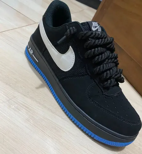 Tênis Nike Air Force