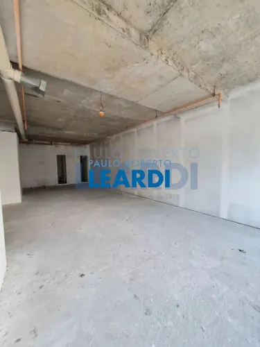 CONJ. COMERCIAL - EMPRESARIAL 18 DO FORTE - SP