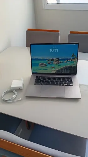 MacBook Pro 2019 A2141