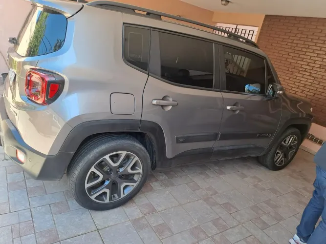 Jeep Renegade Longitude 1.8 4X2 Flex 16V Aut. 2021