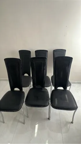 Vende-se 6 cadeiras em perfeito estado