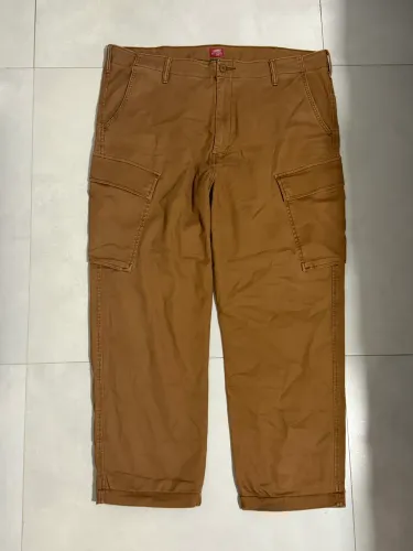 Calça Levi?s XX cargo TAPER marrom, tamanho 50
