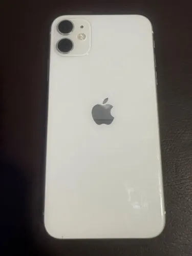 iPhone 11 128GB - Conservado, Sem Trincas, Pronto para Uso