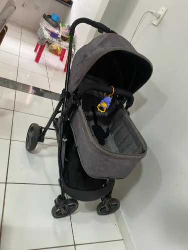Carrinho de bebê galzerano