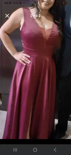 Vestido marsala usado apenas 1 vez para madrinha com uma fenda na perna