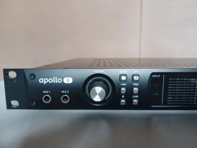 Interface Universal Audio Apollo Black 8 Duo