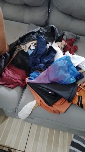 Roupas semi novas