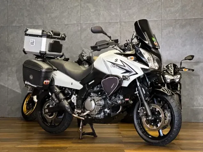 SUZUKI DL 650 V- STROM 2010/2011