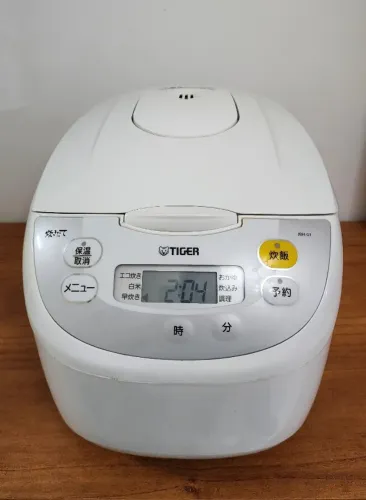 Panela Elétrica de Arroz Tiger JBH-G1 - 10 Xícaras - 110V