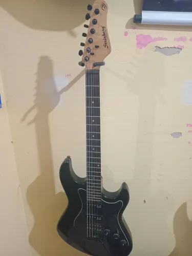 Guitarra strimberg