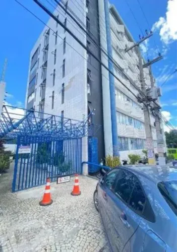 Troco ou vendo sala comercial no edifício Luís fortes