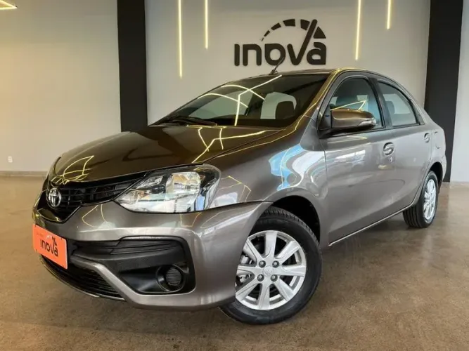 Toyota Etios X Plus 1.5 Flex 16V 5P Mec. 2020