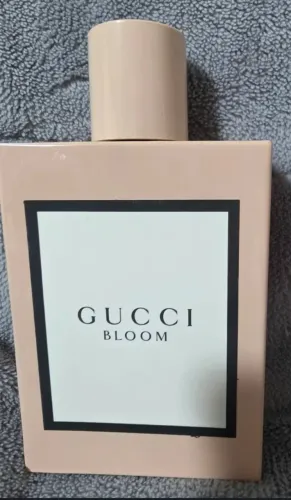 Montblanc e gucci bloom 