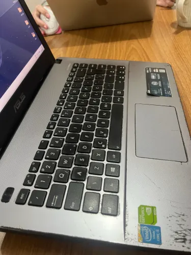 Notbook i7 SSD 240 GB 8 RAM