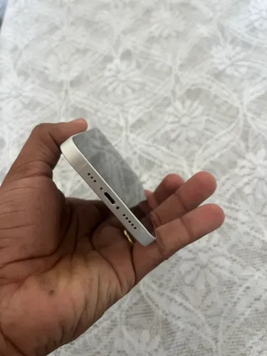 Carcaça de iPhone 14