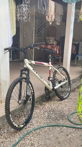 Bicicleta GTS m1