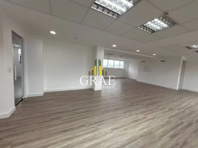 Sala Comercial 91m², à venda em Condomínio Attillato - Vila Bastos Santo André