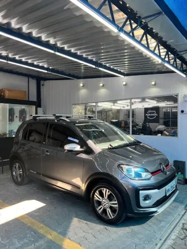 Volkswagen Up! Cross 1.0 TSI Total Flex 12V 5P 2018