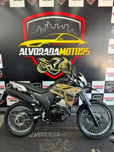lander 250 2022 22.000 km apenas. Emplacada e à pronta entrega