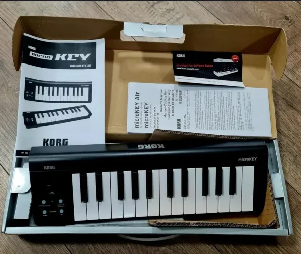 Teclado controlador Korg MicroKEY 25  novo ler descrição 