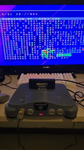 Nintendo 64 com 1 controle e everdrive multi jogos 