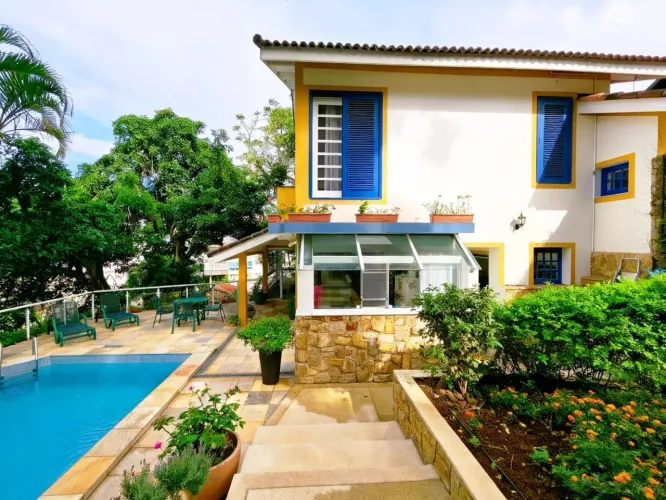Casa à venda no condomínio Arujá Country Club !!!