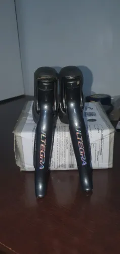 STI Shimano Ultegra 6870 di2 11v